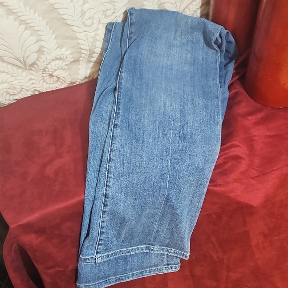 Lucy Bootcut Denim Jeans - Picture 8 of 12